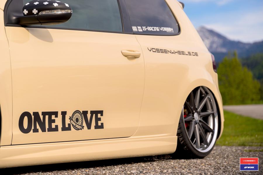 Детали экстерьера Volkswagen Golf GTi on Vossen Wheels (VWS-1) 2016 года  (фото 7 из 34)